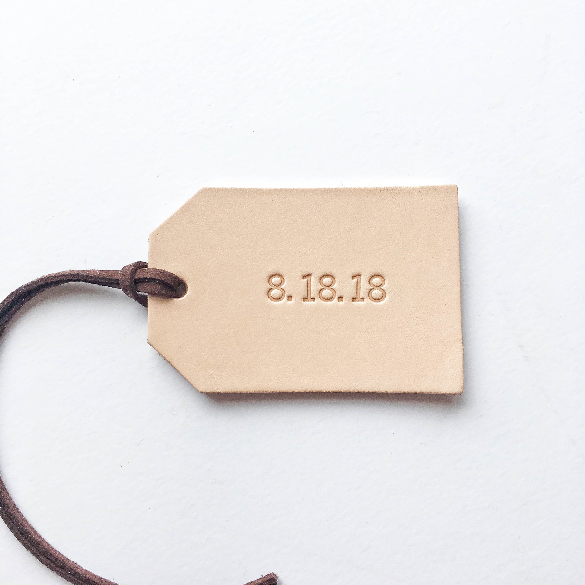 SET OF 10 PERSONALIZED LEATHER TAGS
